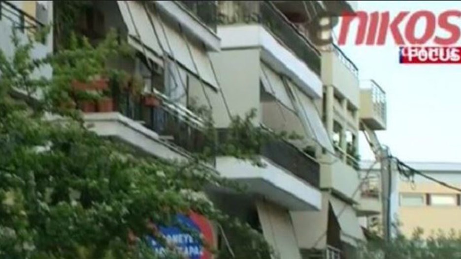 Στα χέρια της ΕΛ.ΑΣ η 22χρονη μητέρα που πέταξε το βρέφος στον ακάλυπτο – Ταυτοποιήθηκε το DNA της