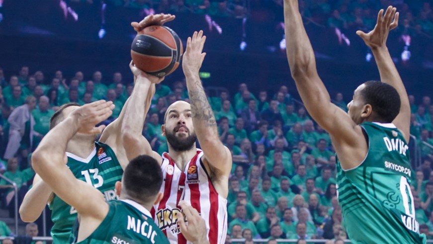 Ζαλγκίρις – Ολυμπιακός 67-50 (30′)