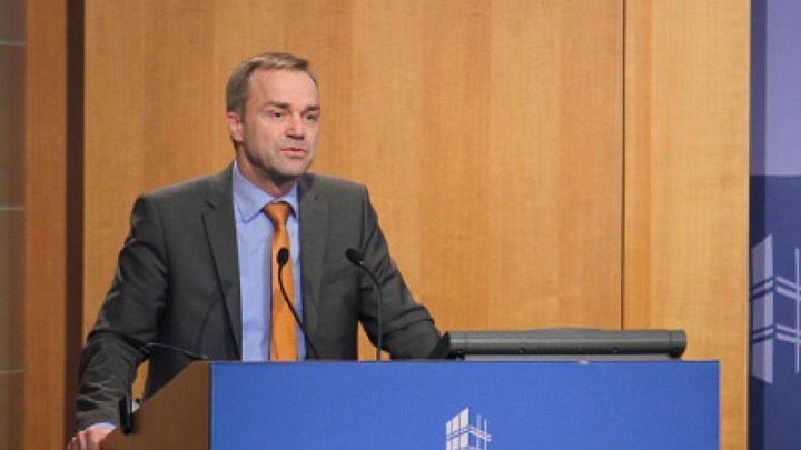 ESM: Η Ελλάδα θα έχει χαμηλά μέσα επιτόκια τα επόμενα χρόνια – Δεν θα έχει πρόβλημα με τη βιωσιμότητα του χρέους της