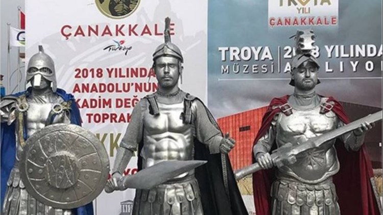 Το… τερμάτισαν οι Τούρκοι: Τώρα καπηλεύονται την ιστορία της Τροίας – ΒΙΝΤΕΟ – ΦΩΤΟ
