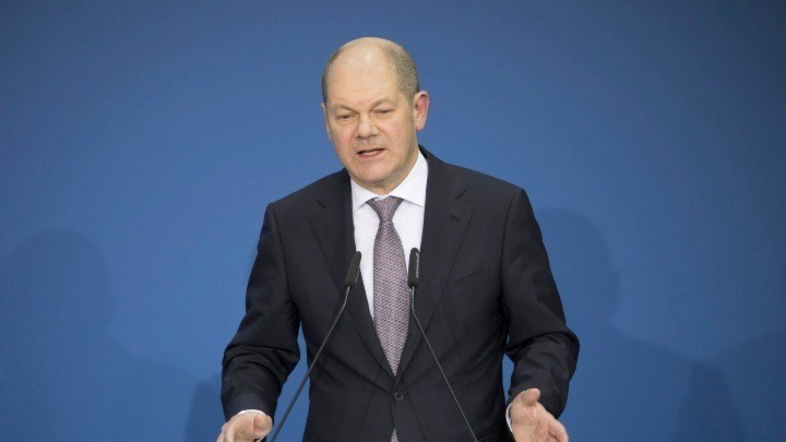 Το “φάντασμα” του Σόιμπλε πλανάται πάνω από το γερμανικό ΥΠΟΙΚ: Εποπτεία μέσω χρέους θέλει το Βερολίνο