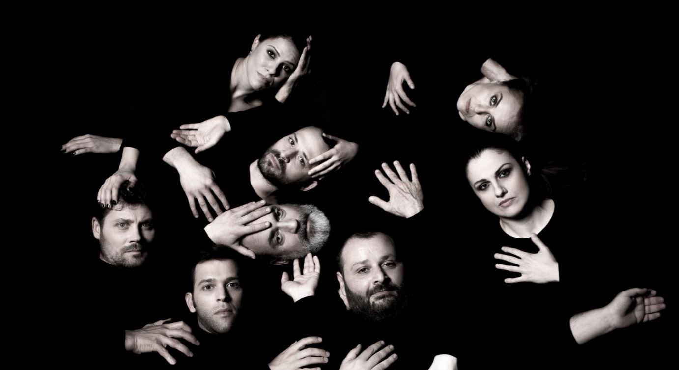 Οι πρώτες φωτογραφίες από την «Αντιγόνη» των Χειλάκη-Δούνια μόνο στο enikos.gr