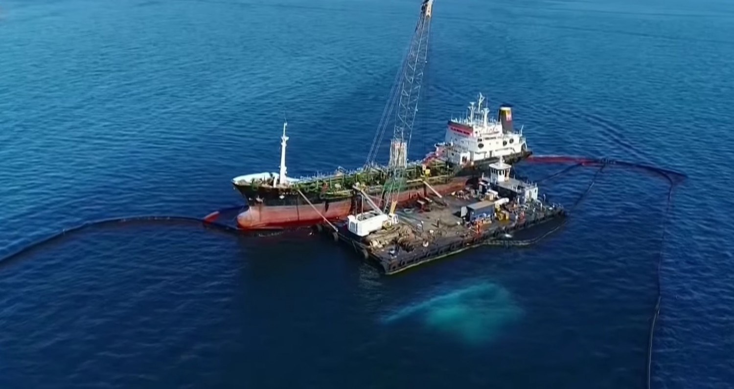 Κυβέρνηση και ΕΛΚΕΘΕ συμφωνούν: Καθαρός πλέον ο Σαρωνικός μετά το ναυάγιο του Αγία Ζώνη ΙΙ