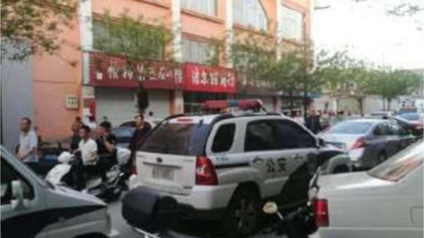 Σοκ – 7 μαθητές μαχαιρώθηκαν μέχρι θανάτου έξω από το σχολείο τους – ΦΩΤΟ – ΒΙΝΤΕΟ