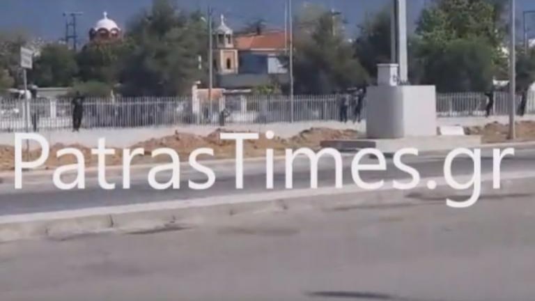 Εικόνες χάους στο λιμάνι της Πάτρας – Μετανάστες έσπασαν φράχτη και επιχείρησαν να μπουν σε φορτηγά – ΒΙΝΤΕΟ