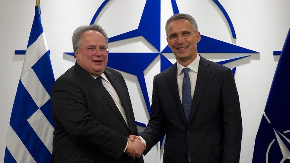 Στόλτενμπεργκ: Τα Σκόπια για να μπουν στο ΝΑΤΟ θα πρέπει να επιλύσουν το ονοματολογικό