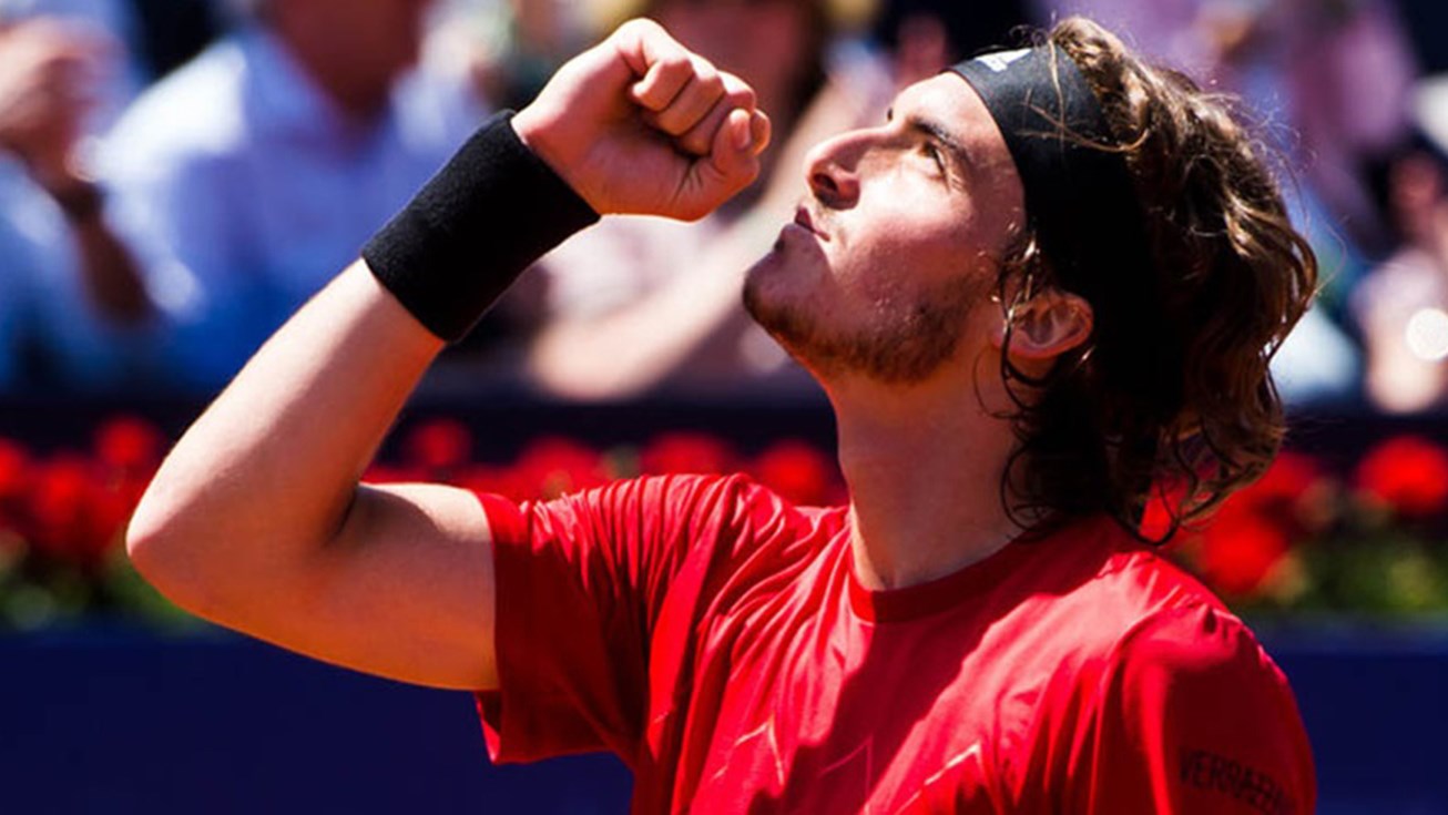 Τρομερή επιτυχία για το ελληνικό τένις: Στον τελικό της Βαρκελώνης ο Τσιτσιπάς