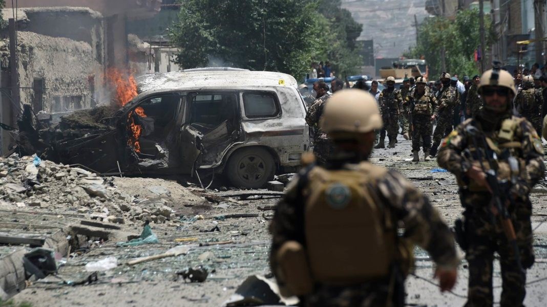 Στους 21 ανέρχονται οι νεκροί από την διπλή βομβιστική επίθεση στην Καμπούλ