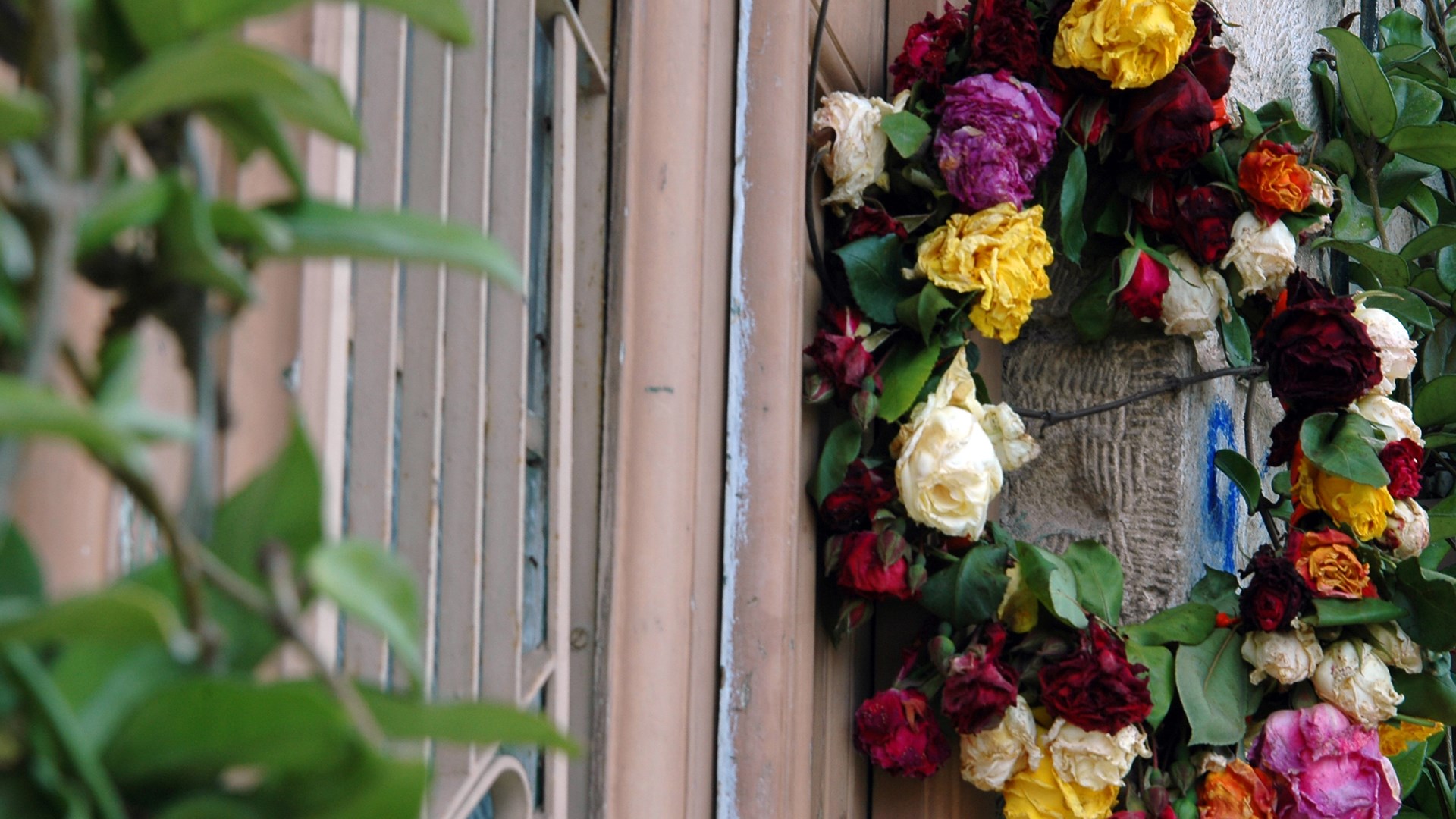 Γιατί φτιάχνουμε στεφάνι την Πρωτομαγιά