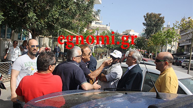 Ένταση στη Χαλκίδα – Προσπάθησαν να διώξουν βουλευτή του ΣΥΡΙΖΑ από απεργιακή συγκέντρωση – ΒΙΝΤΕΟ