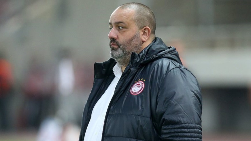 Το μήνυμα του Καραπαπά στον Χένρικσεν: Δύναμη και περαστικά – ΦΩΤΟ