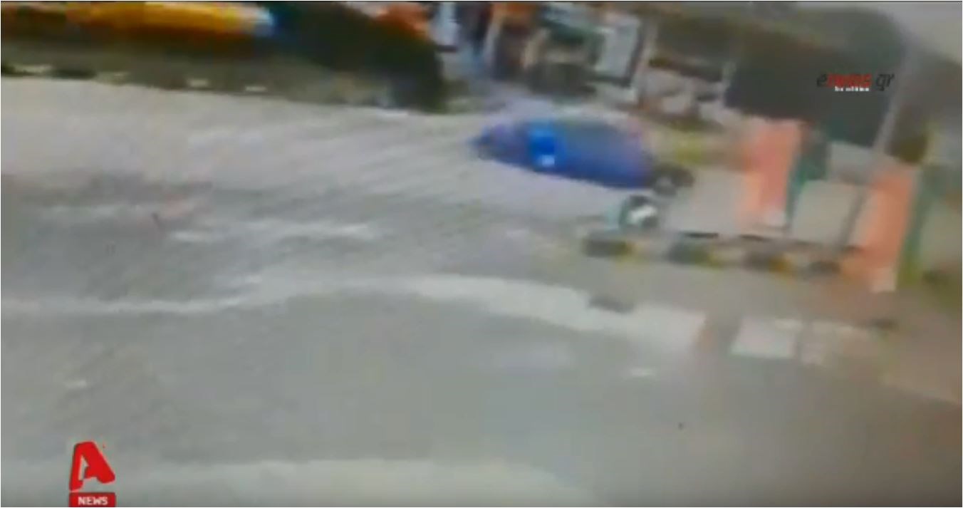 Σοκαριστικό τροχαίο στην Καρδίτσα –19χρονος έκανε αναστροφή στην εθνική οδό – ΒΙΝΤΕΟ