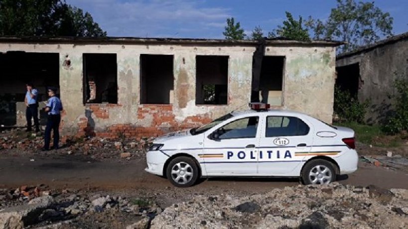 Δεν το χωρά ο νους: Βίασαν και σκότωσαν 5χρονη που έπαιζε έξω από το σπίτι της