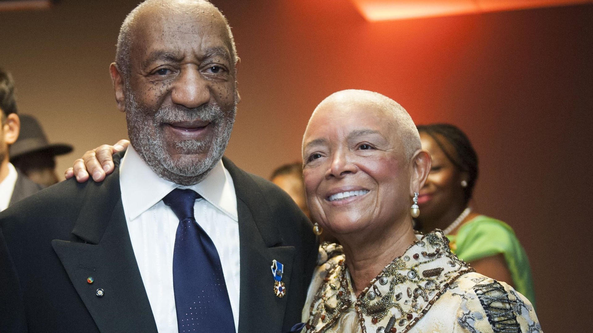 Το ξέσπασμα της συζύγου του Μπιλ Κόσμπι: Πρόκειται για λιντσάρισμα, όχι για πραγματική δικαιοσύνη