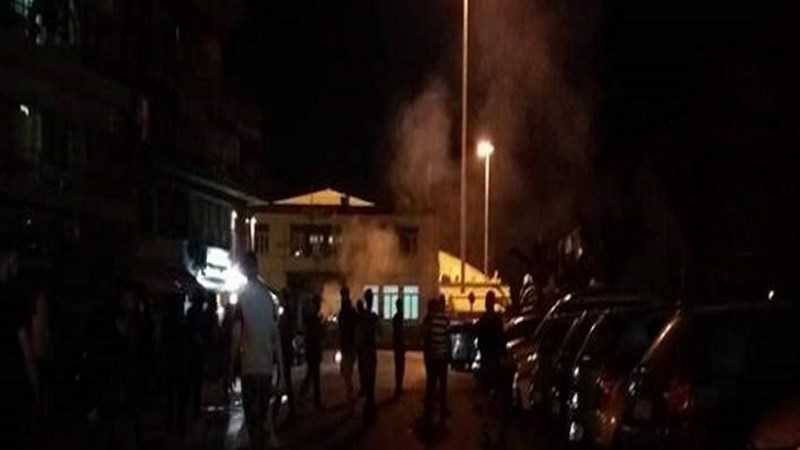 Επεισόδια στη Μυτιλήνη μεταξύ κατοίκων και δυνάμεων της αστυνομίας – Έπεσαν χημικά