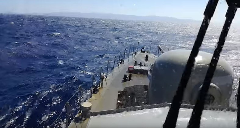 Αυτή είναι η κανονιοφόρος Αρματωλός την οποία “ακούμπησε” το τουρκικό πλοίο – ΒΙΝΤΕΟ