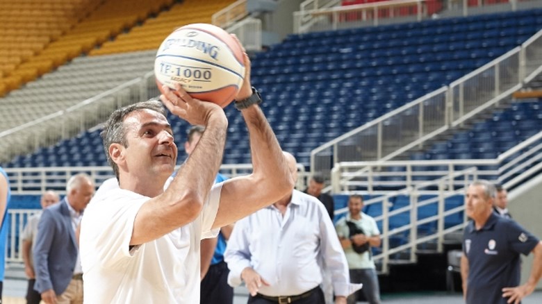 Ο Μητσοτάκης απαντάει στις φήμες περί υποψηφιότητας του Νίκου Γκάλη