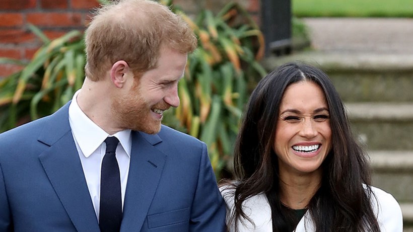 Τέλος στις φήμες – Ποιος θα παραδώσει τελικά τη Μέγκαν Μαρκλ στον γάμο της με τον Πρίγκιπα Χάρι;
