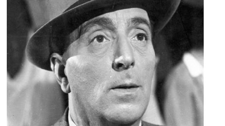 Βασίλης Λογοθετίδης: Ένας «ήρωας με παντούφλες», που συνέγειρε καρδιές