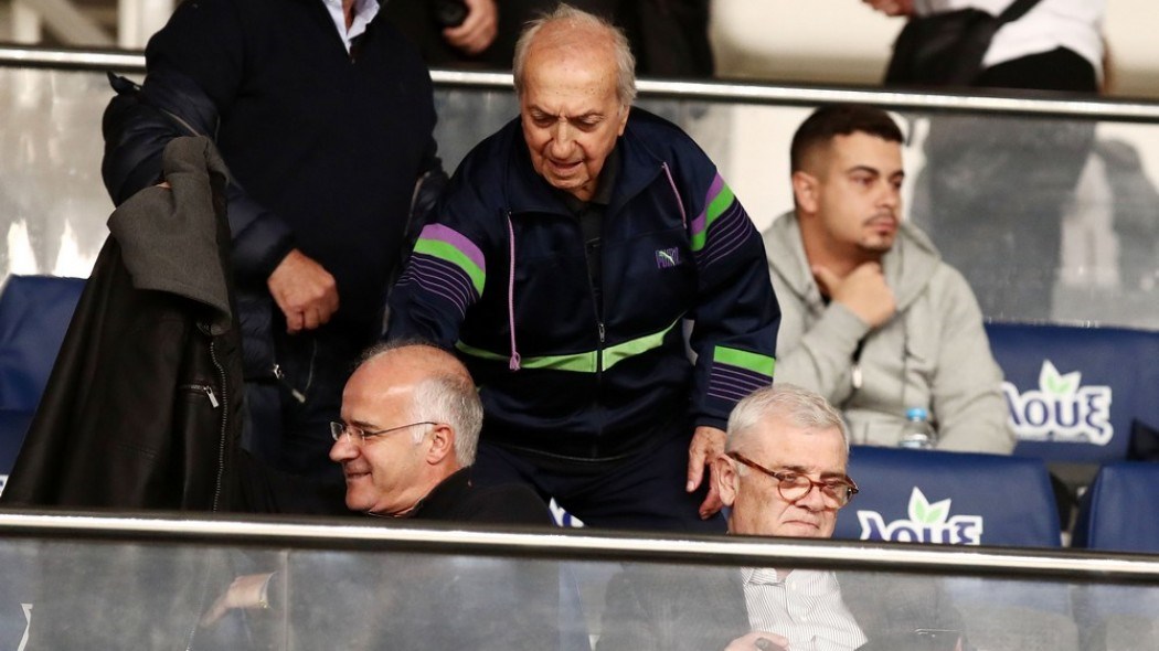 Συγκλόνισε με τα δάκρυα του ο θρυλικός Κώστας Νεστορίδης – ΦΩΤΟ