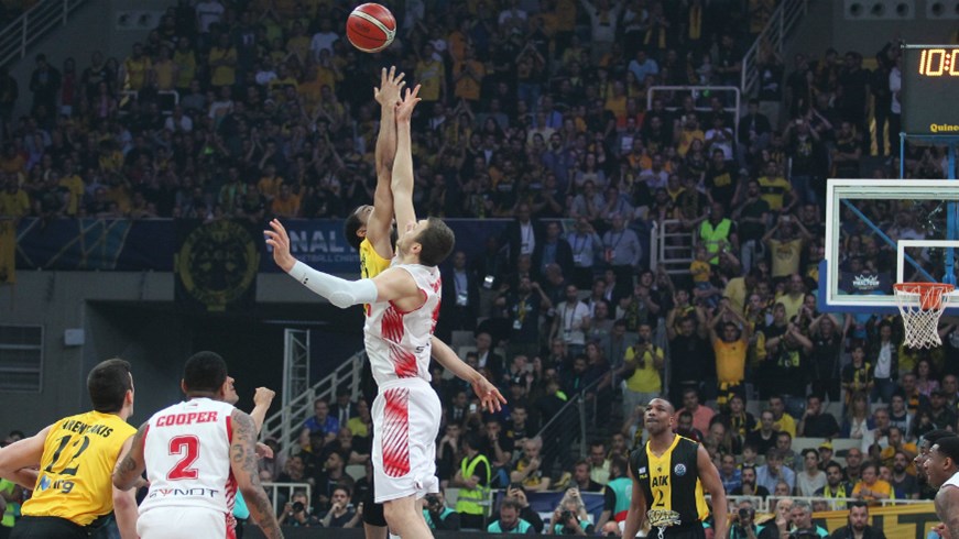 Μονακό – ΑΕΚ 20-29 (10′)