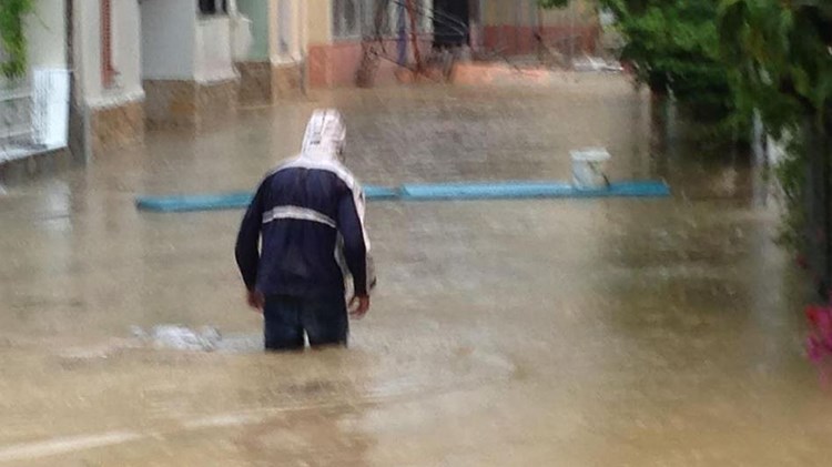 “Βούλιαξε” η Λευκάδα από την ισχυρή βροχόπτωση – ΦΩΤΟ