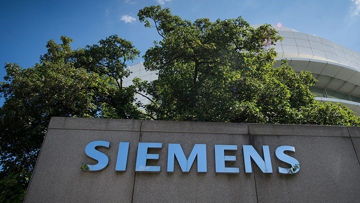 Die Welt: H Siemens στέλνει 30.000 εργαζόμενους σε αναγκαστική άδεια για μια εβδομάδα