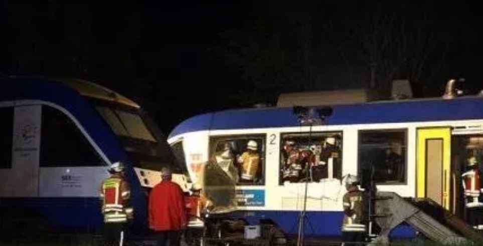 Τέσσερις νεκροί σε δύο σιδηροδρομικά δυστυχήματα στη Βαυαρία