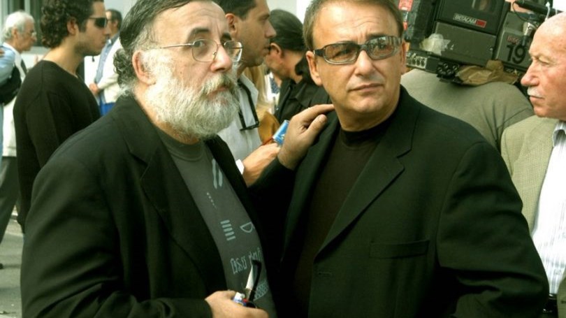 Το τρυφερό μήνυμα του Ανδρέα Μικρούτσικου για τον αδελφό του Θάνο λίγο μετά τη δημόσια εξομολόγηση για τον καρκίνο