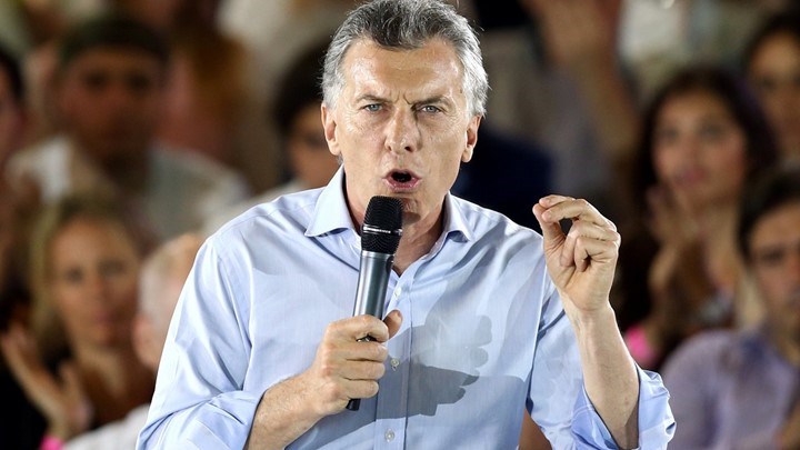 Στα όρια της χρεοκοπίας η Αργεντινή –  “Βλέπει” ξανά προς το ΔΝΤ – Νέο ιστορικό χαμηλό για το πέσο