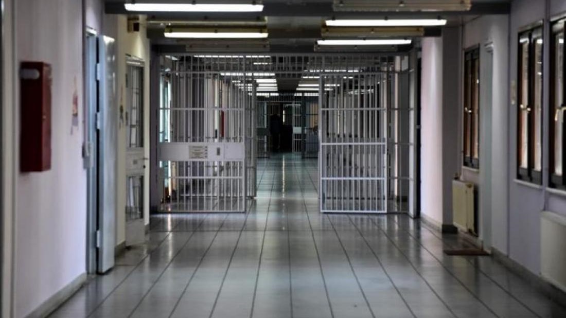 Φυτράκης: Διαχειρίσιμος ο πληθυσμός των κρατουμένων στις ελληνικές φυλακές