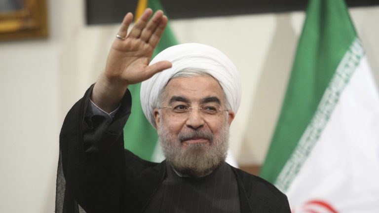Ροχανί σε Μέρκελ: Το Ιράν πάντα επιδιώκει να μειώσει τις εντάσεις στην περιοχή