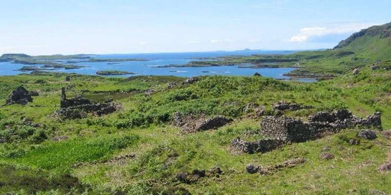 Έγινε και αυτό: Κάτοικοι αγόρασαν το νησί που μένουν για να μην καταλήξει σε Ρώσους μεγιστάνες