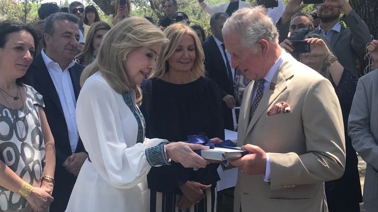 Η συνάντηση της Μαριάννας Βαρδινογιάννη με τον Πρίγκιπα Κάρολο – ΦΩΤΟ