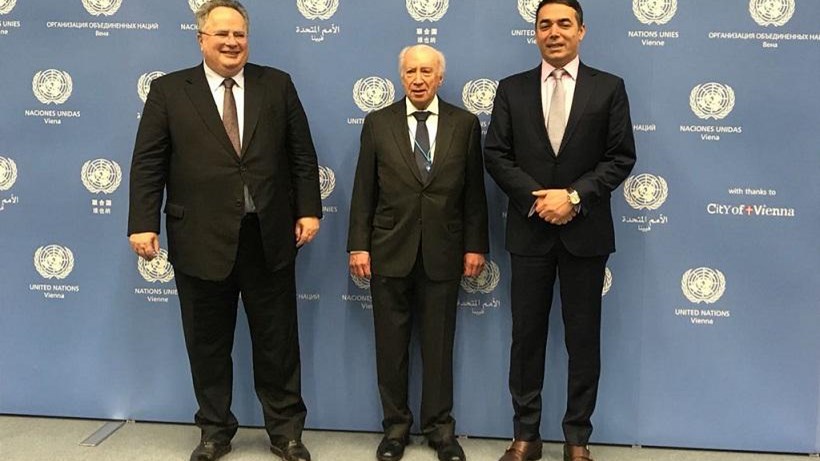 Τριμερής συνάντηση Κοτζιά-Ντιμιτρόφ-Νίμιτς στο Σούνιο για το Σκοπιανό