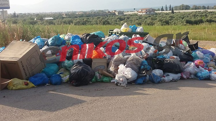 “Τοξική βόμβα” τα σκουπίδια στο Αίγιο – ΦΩΤΟ – ΒΙΝΤΕΟ αναγνώστη