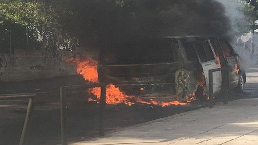 Ένταση γύρω από το ΟΑΚΑ λίγο πριν τον τελικό Κυπέλλου – Έκαψαν αυτοκίνητο – ΦΩΤΟ – ΒΙΝΤΕΟ