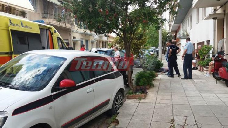 Χαμός στην Πάτρα – Οδηγός πήρε παραμάζωμα σταθμευμένα αυτοκίνητα – Από θαύμα γλίτωσε πεζή – ΦΩΤΟ – ΒΙΝΤΕΟ