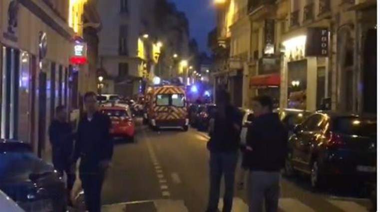 Νεκρός ο δράστης της επίθεσης με μαχαίρι στο Παρίσι – ΤΩΡΑ
