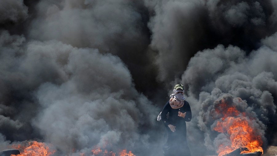 “Φλέγεται” η Γάζα – Συγκρούσεις με τραυματίες λίγες ώρες πριν από τα εγκαίνια της αμερικανικής πρεσβείας στην Ιερουσαλήμ – ΒΙΝΤΕΟ – ΦΩΤΟ