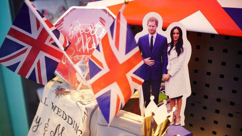 Προσευχή, σούσι και προφυλακτικά: Τα παράδοξα του γάμου του πρίγκιπα Χάρι και της Μέγκαν Μαρκλ – ΦΩΤΟ