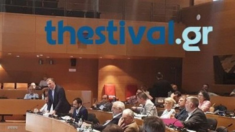 Ένταση στο Δημοτικό Συμβούλιο Θεσσαλονίκης – Διεκόπη η συνεδρίαση – ΒΙΝΤΕΟ