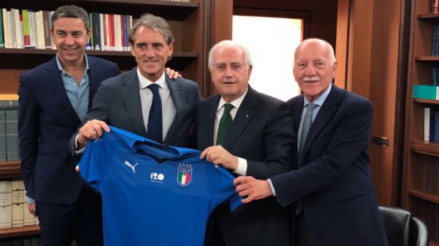 Είναι, πλέον, επίσημο: Εποχή Μαντσίνι στη «Σκουάντρα Ατζούρα»