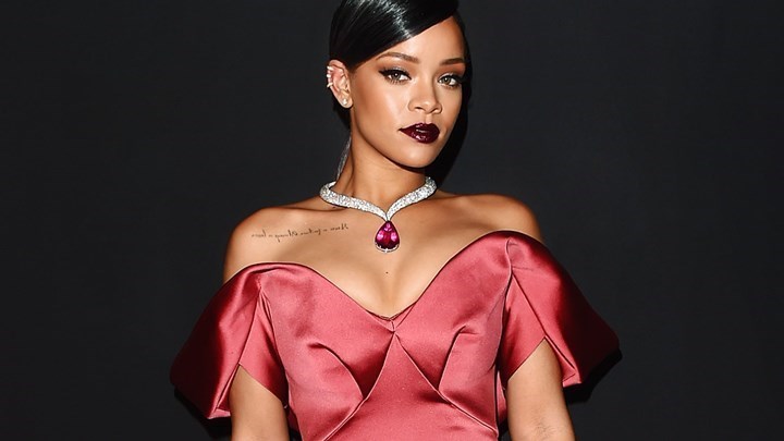 Εφιάλτης για τη Ριάνα – Εμμονικός θαυμαστής εισέβαλε στο σπίτι της