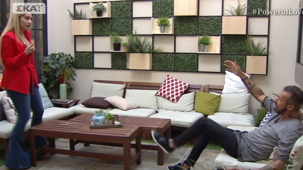 Χαμός στο Power Of Love –  Οι προσβολές της Βίβιαν στον Νίκο, οι βρισιές και η κλωτσιά – ΒΙΝΤΕΟ