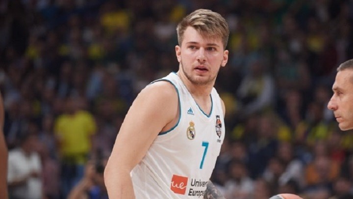 Ντόντσιτς: «Είμαι πολύ χαρούμενος που καταφέραμε να φτάσουμε στον τελικό της Euroleague»