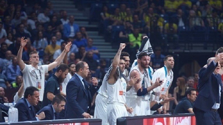 Πάει για την… decima και στο μπάσκετ η Ρεάλ Μαδρίτης