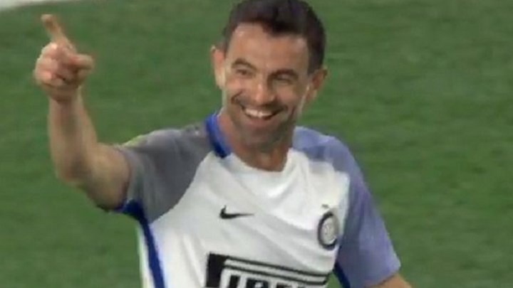 Δυο γκολ ο Καραγκούνης στο φιλικό Chelsea Legends – Inter Forever – ΒΙΝΤΕΟ