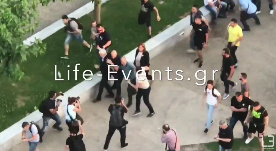 Άγρια επίθεση στον Γιάννη Μπουτάρη στη Θεσσαλονίκη – ΒΙΝΤΕΟ