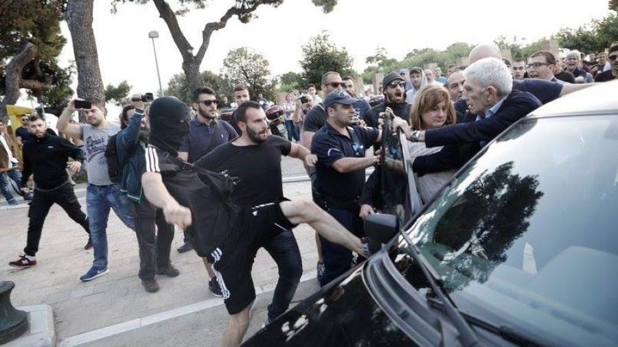 Προανάκριση για τον εντοπισμό των δραστών της επίθεσης κατά Μπουτάρη από την Ασφάλεια Θεσσαλονίκης